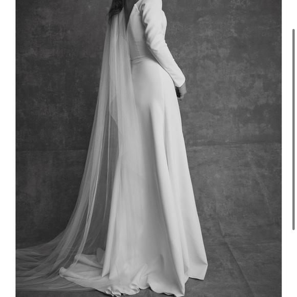 Sarah Seven Other - Sarah Seven Blanca Veil - 108 inch cathedral veil